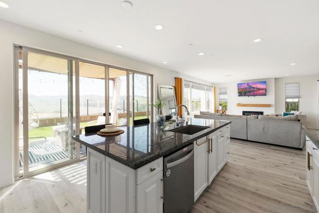 994 Camino Cantera, Chula Vista, CA 91913