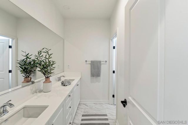 994 Camino Cantera, Chula Vista, CA 91913