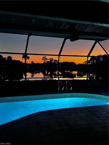 105 Cherry Hill CT, Naples, FL 34113