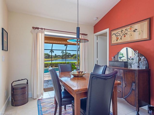 105 Cherry Hill CT, Naples, FL 34113