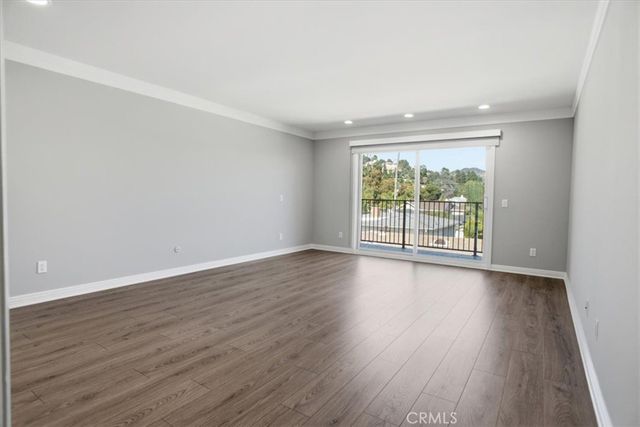 321 E Stocker 301, Glendale, CA 91207