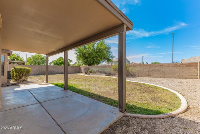 1518 S FERN Drive, Gilbert, AZ 85296