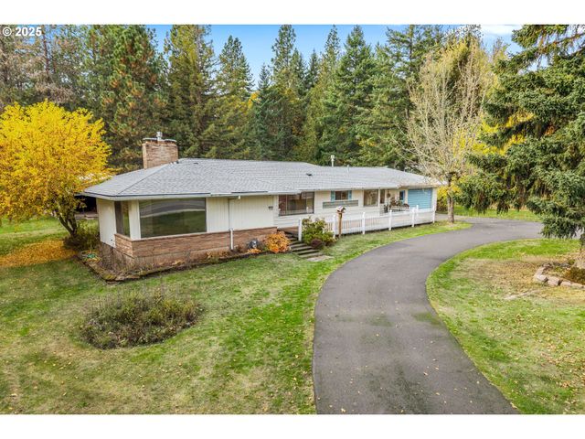 1412 N MAIN Ave, White Salmon, WA 98672