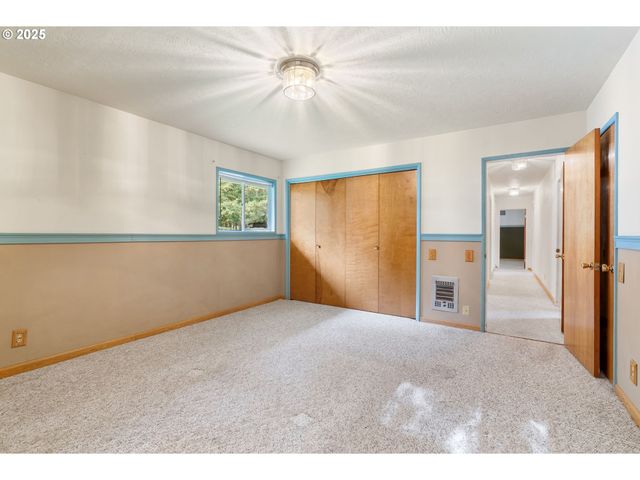 1412 N MAIN Ave, White Salmon, WA 98672