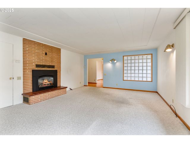 1412 N MAIN Ave, White Salmon, WA 98672