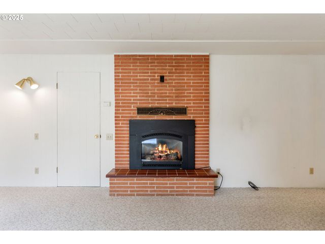 1412 N MAIN Ave, White Salmon, WA 98672