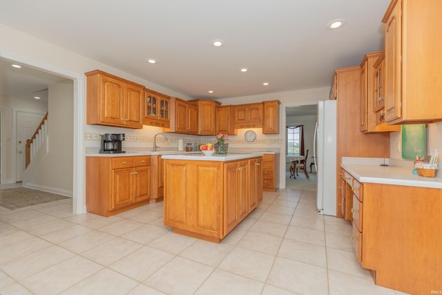 2029 Duffers Drive, Evansville, IN 47725