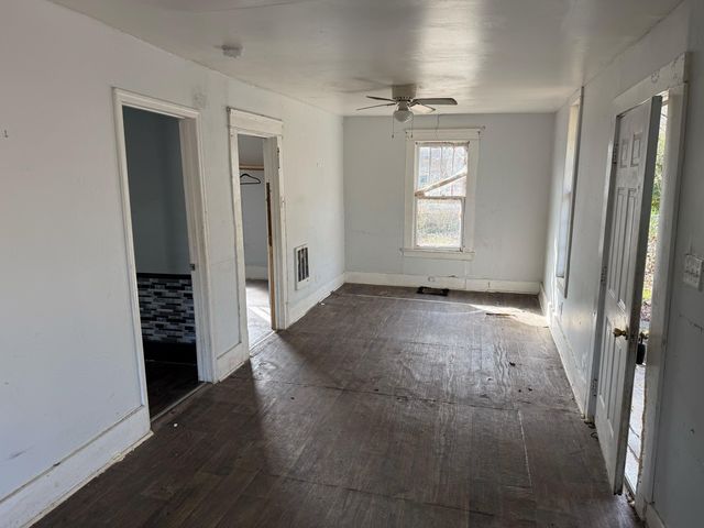 1114 Jarvis Avenue, Chattanooga, TN 37411