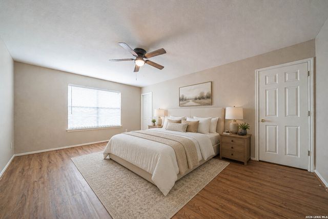 10259 CRYSTAL VW, Universal City, TX 78148