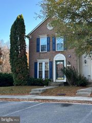1703 BLUFFS ISLAND CT, Odenton, MD 21113