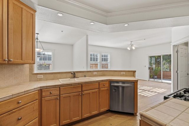 419 Linden Street, Santa Cruz, CA 95062