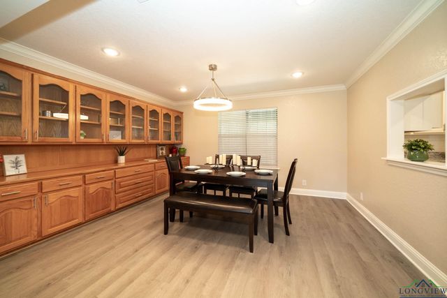 5026 E Country Club Rd, Longview, TX 75602