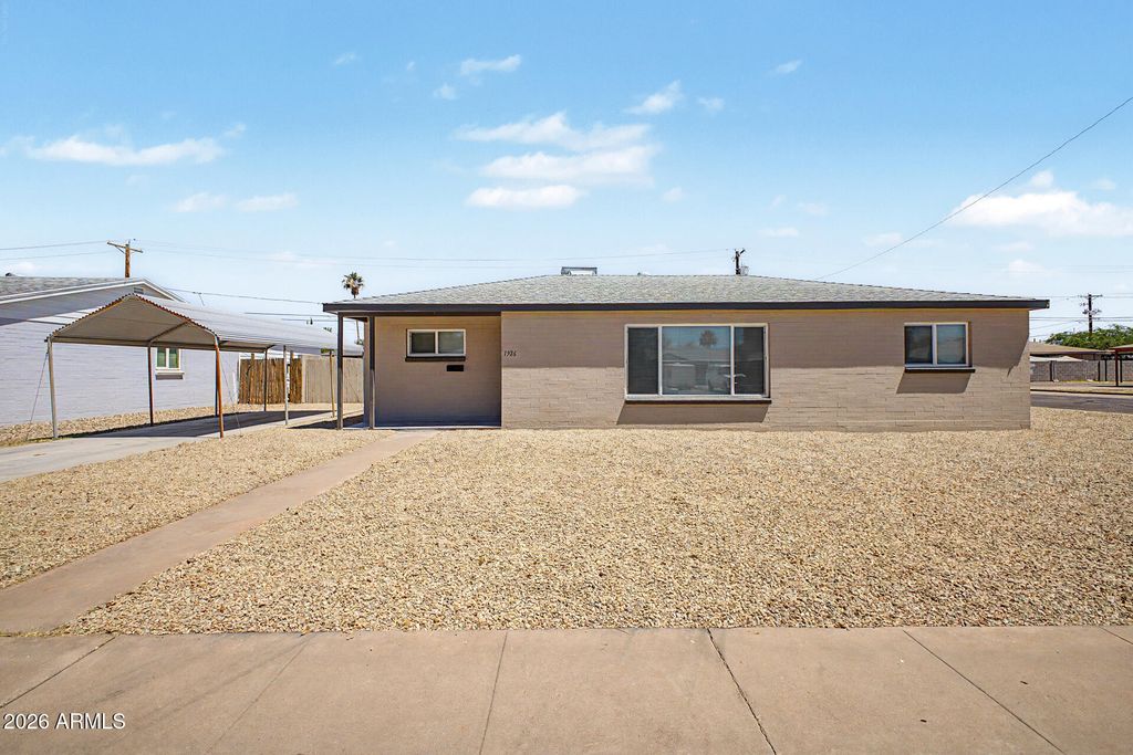 1926 W SAN MIGUEL Avenue, Phoenix, AZ 85015
