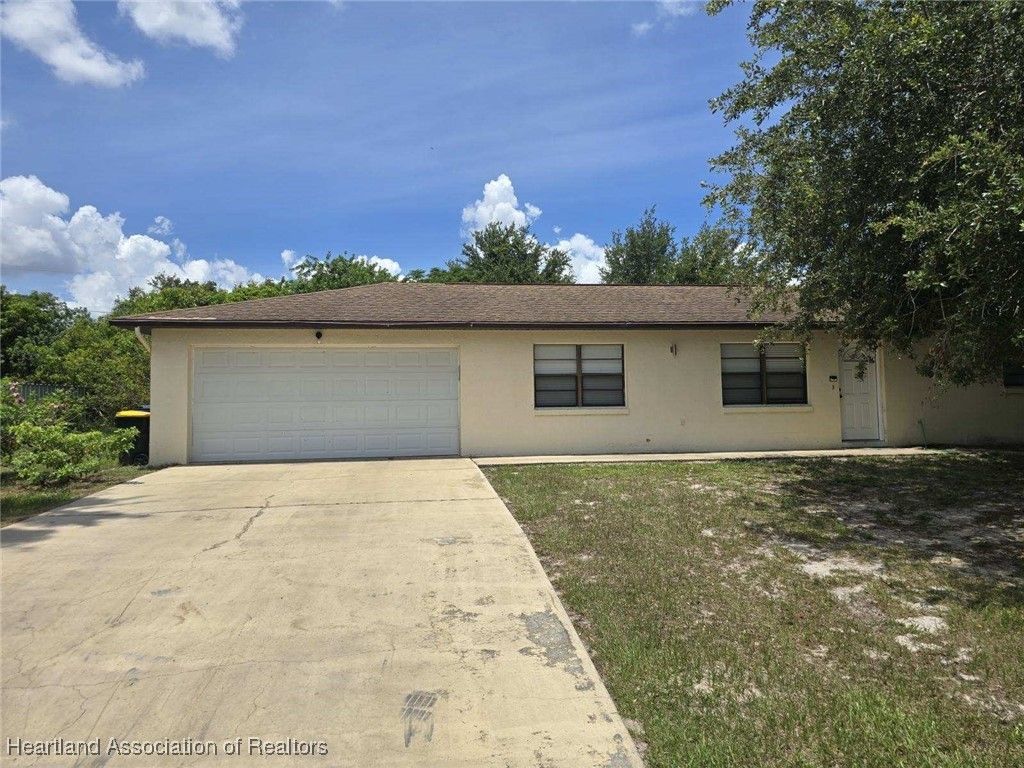 644 Serenade Terrace, Lake Placid, FL 33852