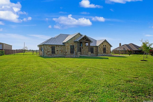 120 Haycraft, Marion, TX 78124