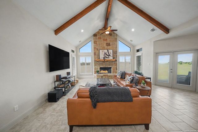 120 Haycraft, Marion, TX 78124