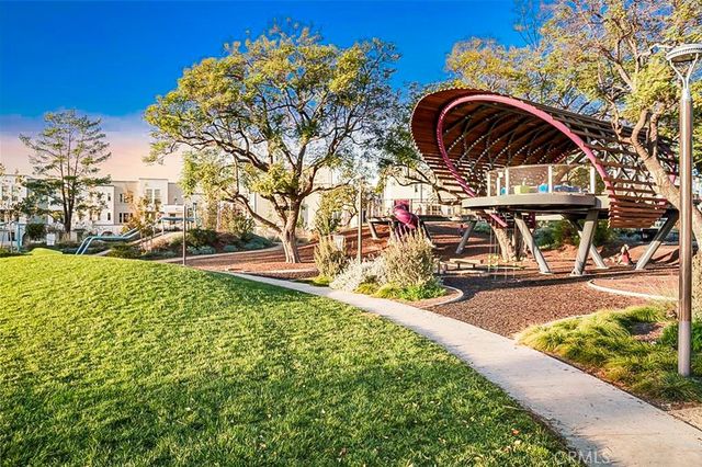 111 Fixie, Irvine, CA 92618