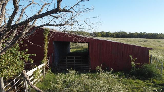 421 Fm 845, Cameron, TX 76520