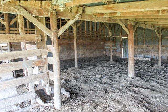 421 Fm 845, Cameron, TX 76520