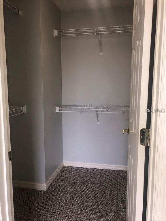 Image 12 of property listing at 4081 VIOSCA PLACE, Orlando, FL 32837