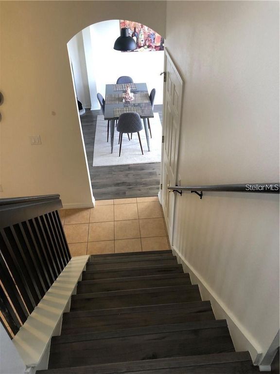 Image 10 of property listing at 4081 VIOSCA PLACE, Orlando, FL 32837