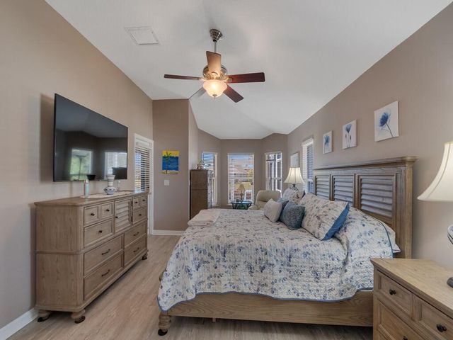 431 W Temple Court SW, Vero Beach, FL 32968