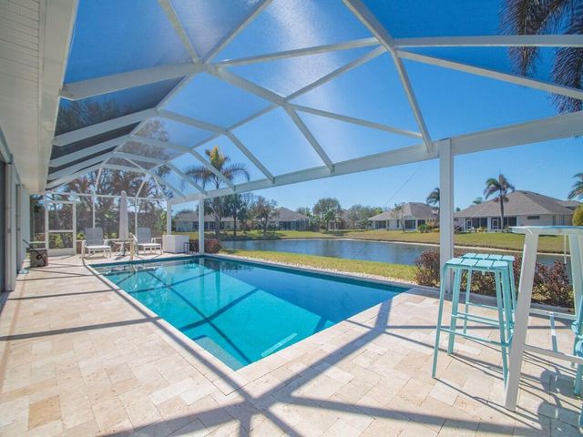 431 W Temple Court SW, Vero Beach, FL 32968