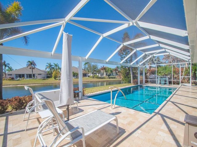 431 W Temple Court SW, Vero Beach, FL 32968