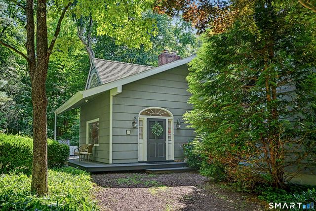 49 Blue Spruce Circle, Weston, CT 06883