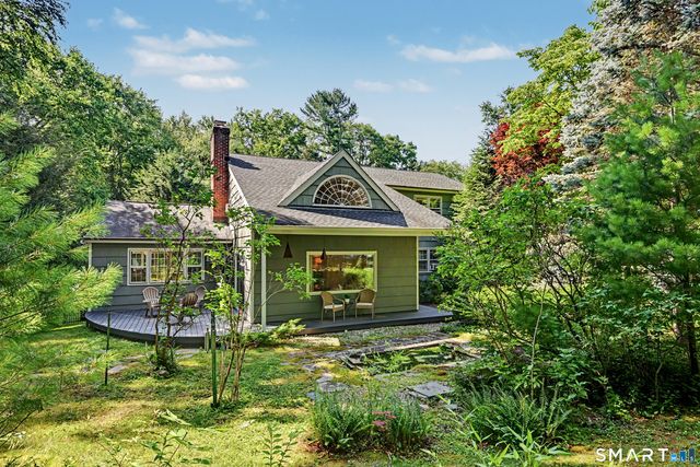 49 Blue Spruce Circle, Weston, CT 06883