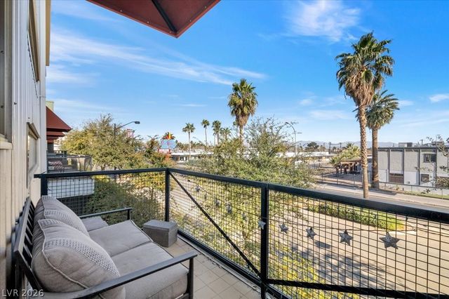 2014 Pin Oak Avenue, Las Vegas, NV 89101