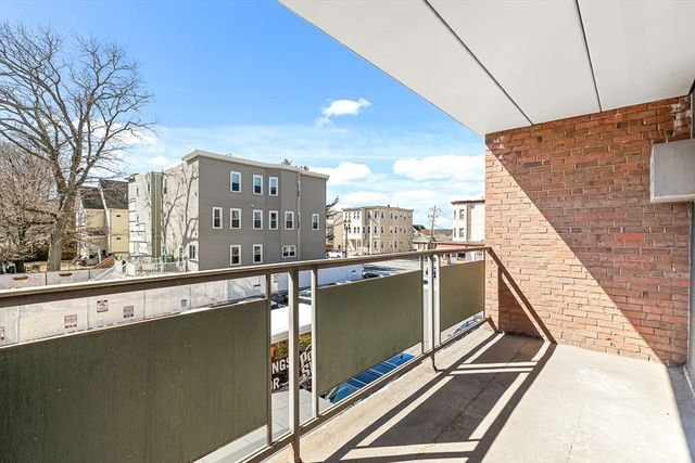 881 Broadway 28, Everett, MA 02149