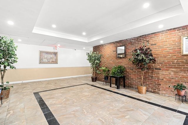 881 Broadway 28, Everett, MA 02149