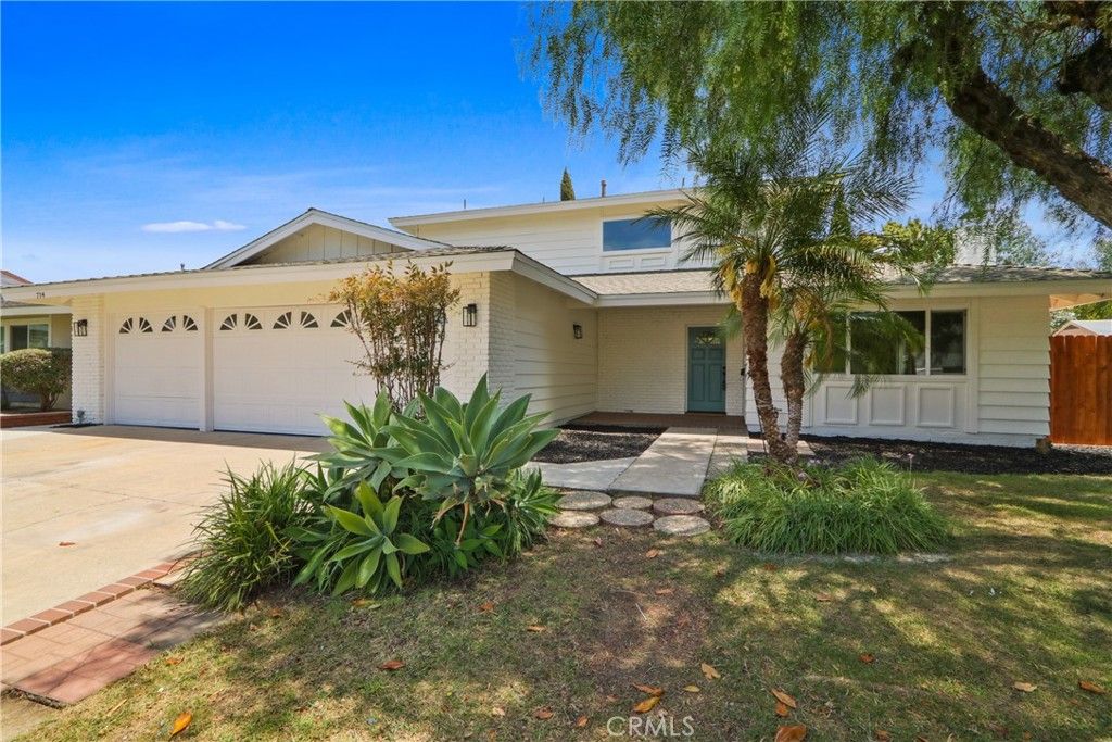 Image 1 of property listing at 734 S Vale, Anaheim, CA 92806