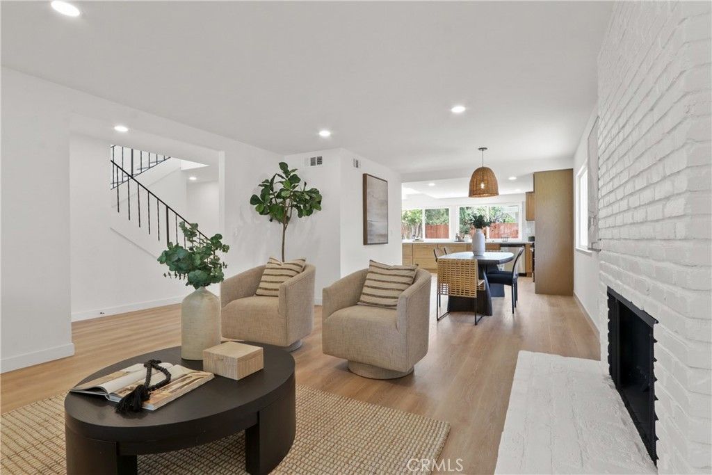 Image 13 of property listing at 734 S Vale, Anaheim, CA 92806