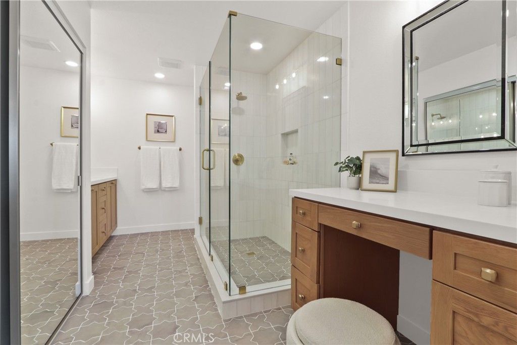 Image 17 of property listing at 734 S Vale, Anaheim, CA 92806