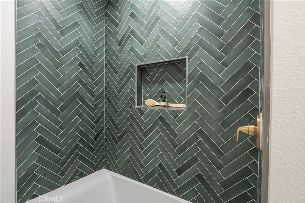 Image 20 of property listing at 734 S Vale, Anaheim, CA 92806