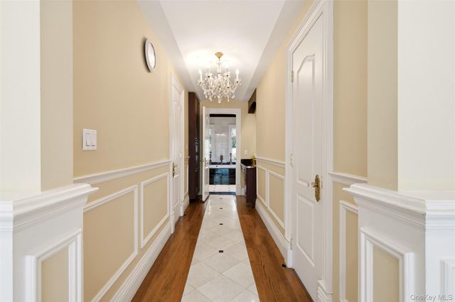 147 Bacon Road, Old Westbury, NY 11568