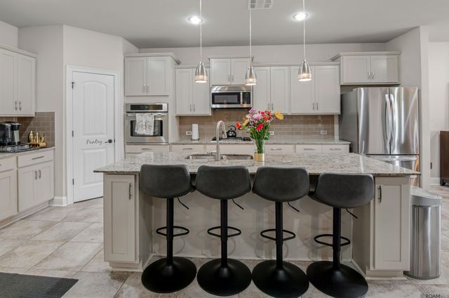 42158 Eagles Eye St, Prairieville, LA 70769