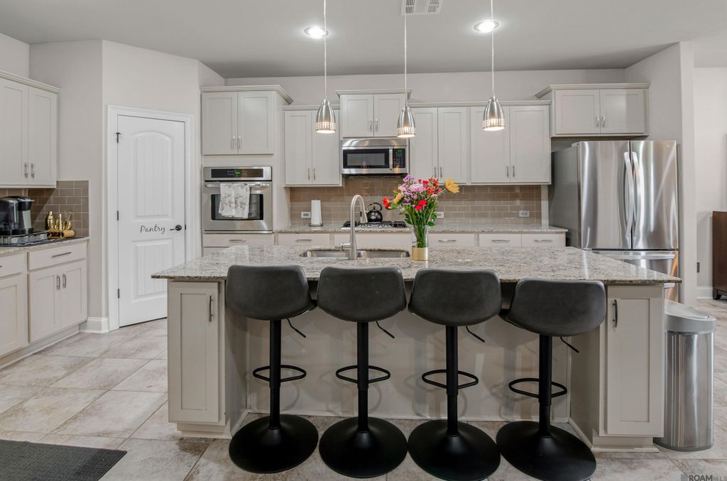 42158 Eagles Eye St, Prairieville, LA 70769