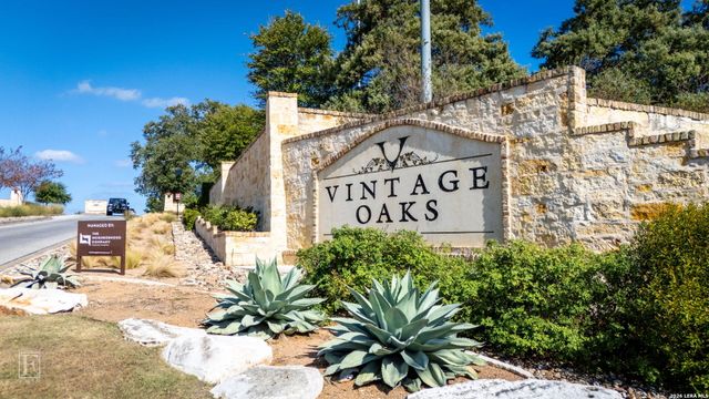 576 Tobacco, New Braunfels, TX 78132