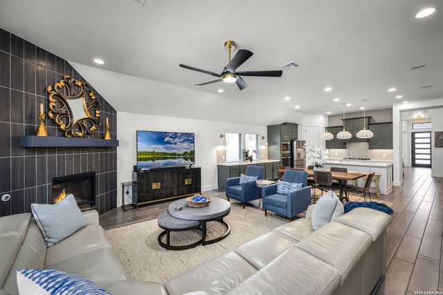 576 Tobacco, New Braunfels, TX 78132