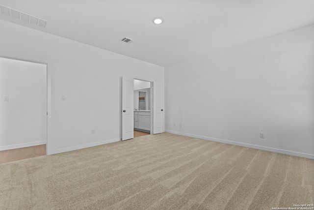 726 Bee Ridge Pt, New Braunfels, TX 78130