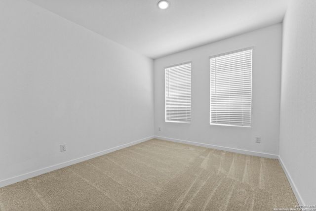 726 Bee Ridge Pt, New Braunfels, TX 78130