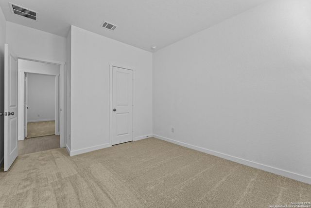 726 Bee Ridge Pt, New Braunfels, TX 78130