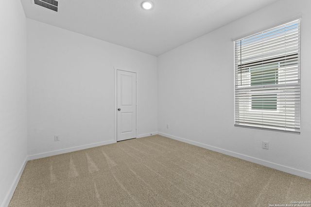 726 Bee Ridge Pt, New Braunfels, TX 78130