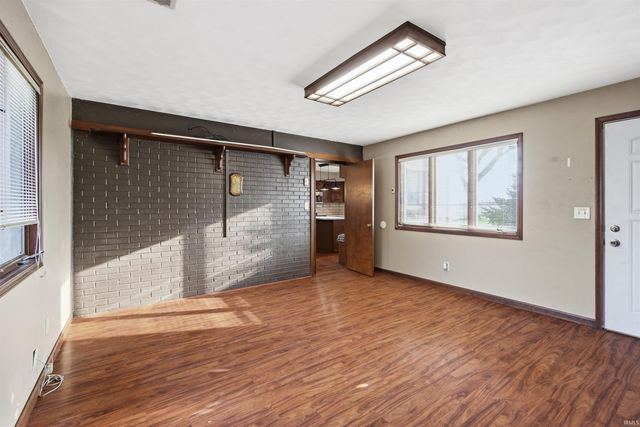 502 Allen Drive, Sweetser, IN 46987