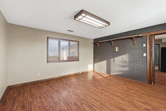 502 Allen Drive, Sweetser, IN 46987