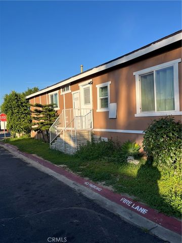 4139 Paramount 18, Pico Rivera, CA 90660
