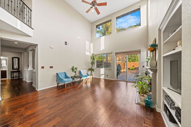 30 Renoir Ct, Oakley, CA 94561